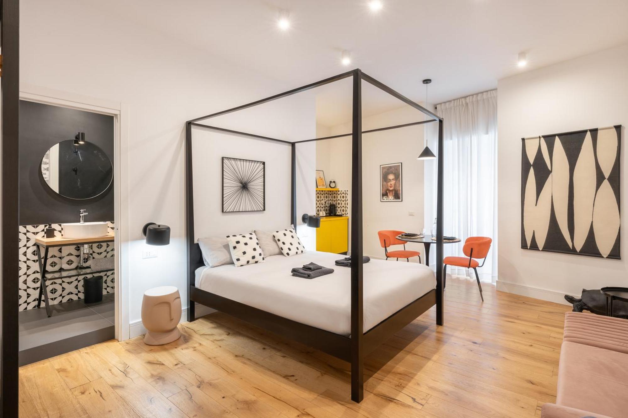 The Idyll Boutique Apartment - Suite In Napoli'S Spanish Quarters Buitenkant foto