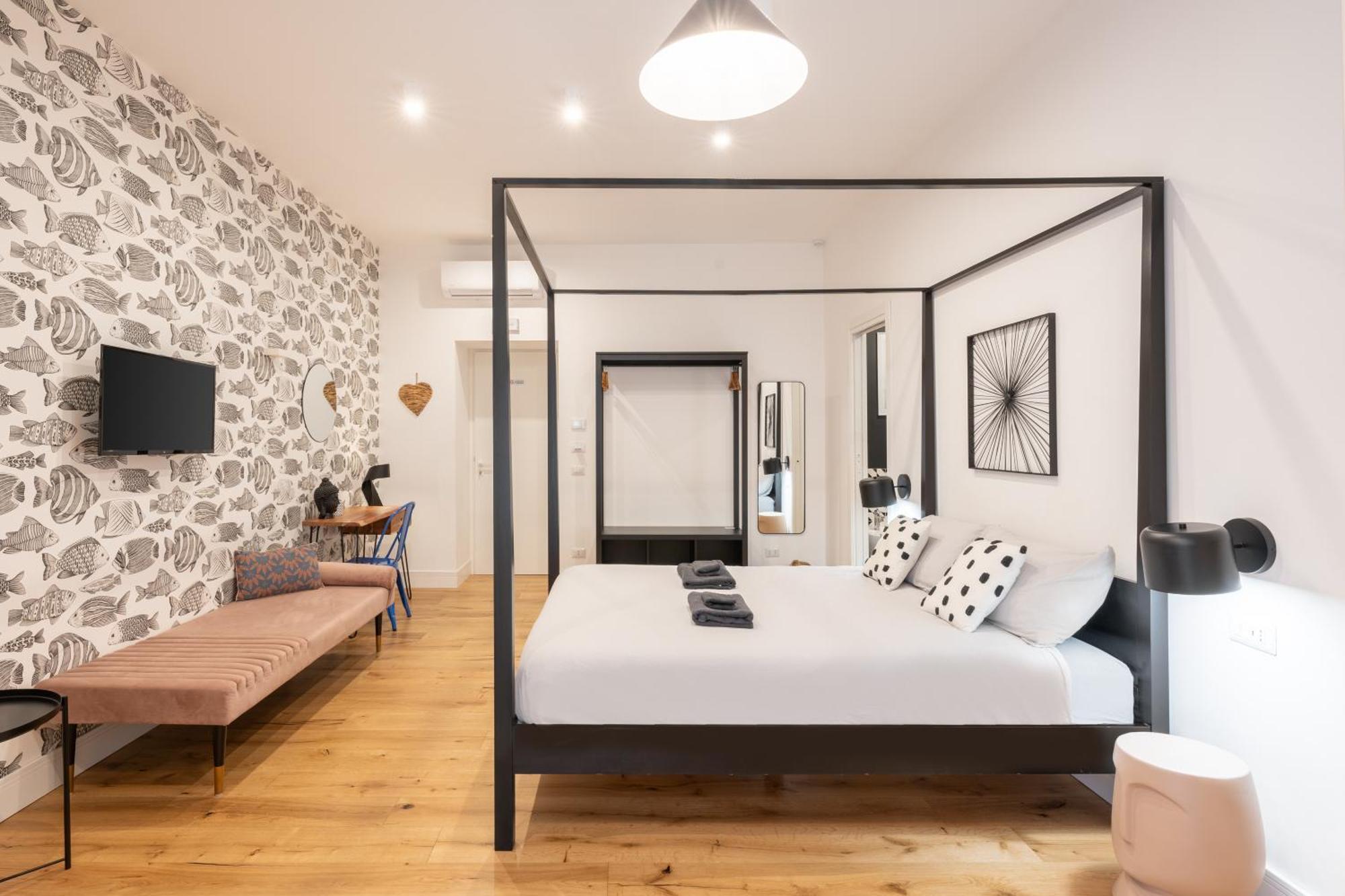 The Idyll Boutique Apartment - Suite In Napoli'S Spanish Quarters Buitenkant foto