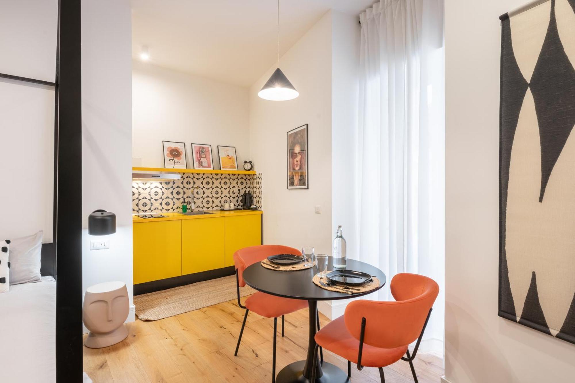 The Idyll Boutique Apartment - Suite In Napoli'S Spanish Quarters Buitenkant foto